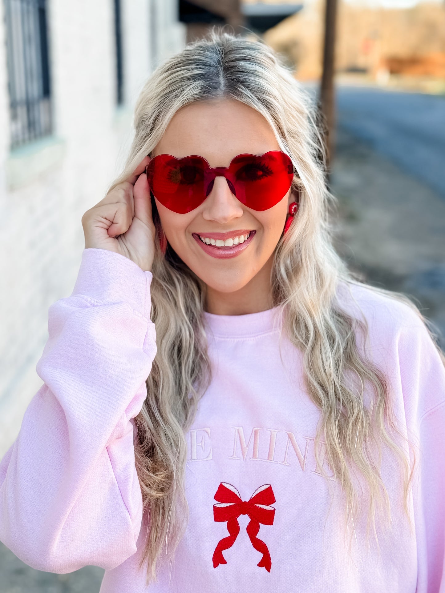Heart Eyes Sunnies RED