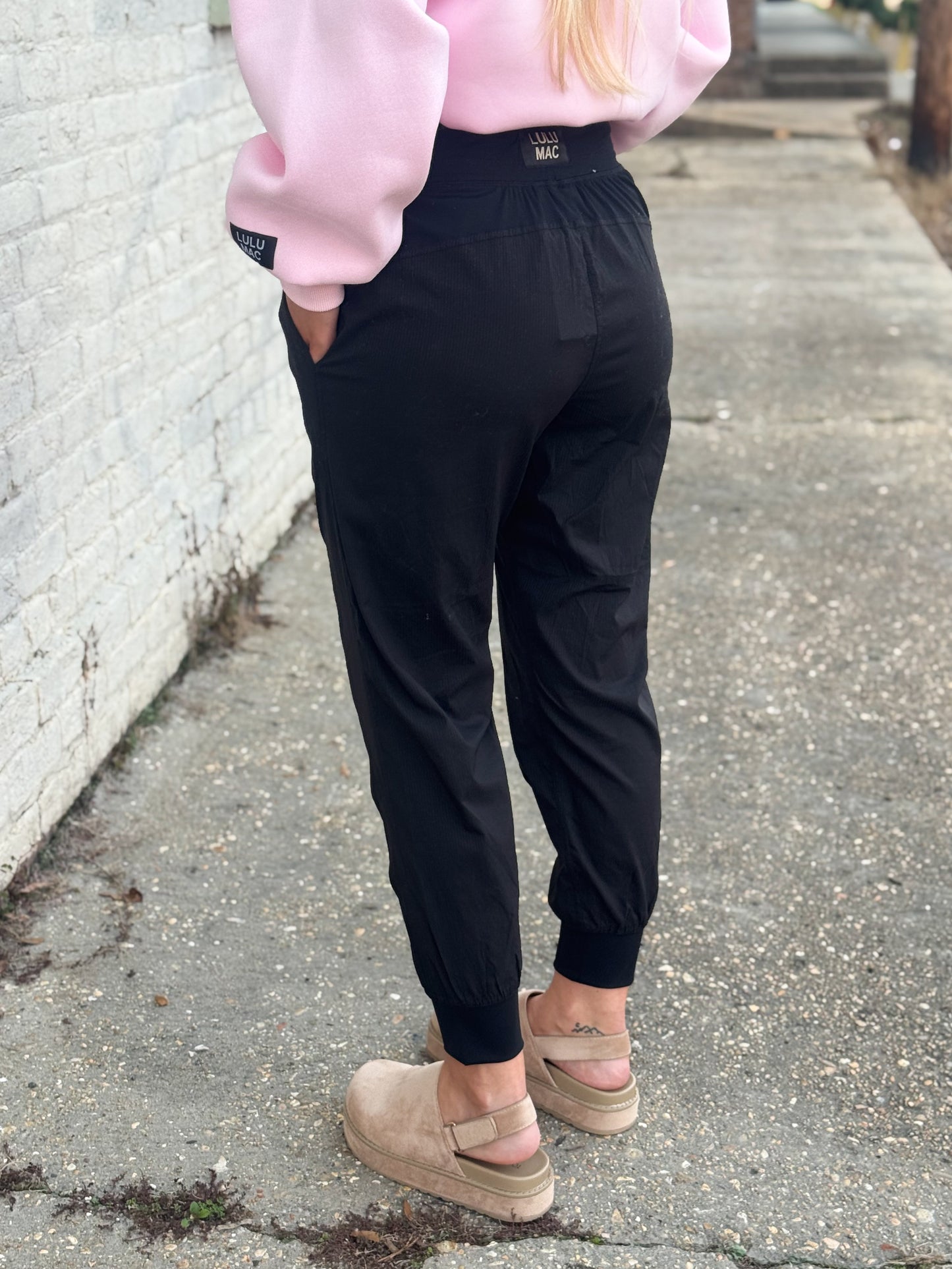 Lulu Mac Jogger BLACK