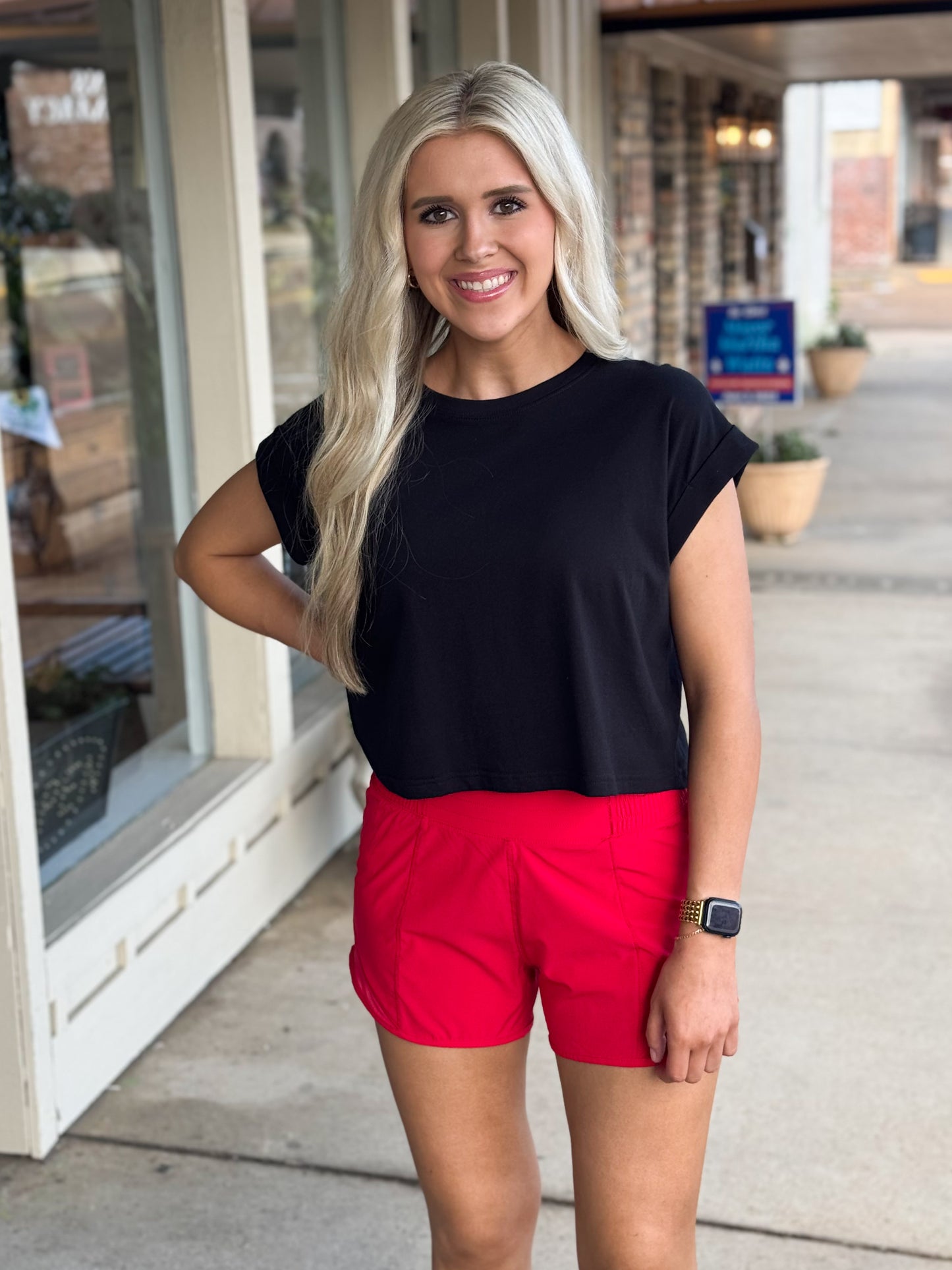 Hot To Trot Shorts RED