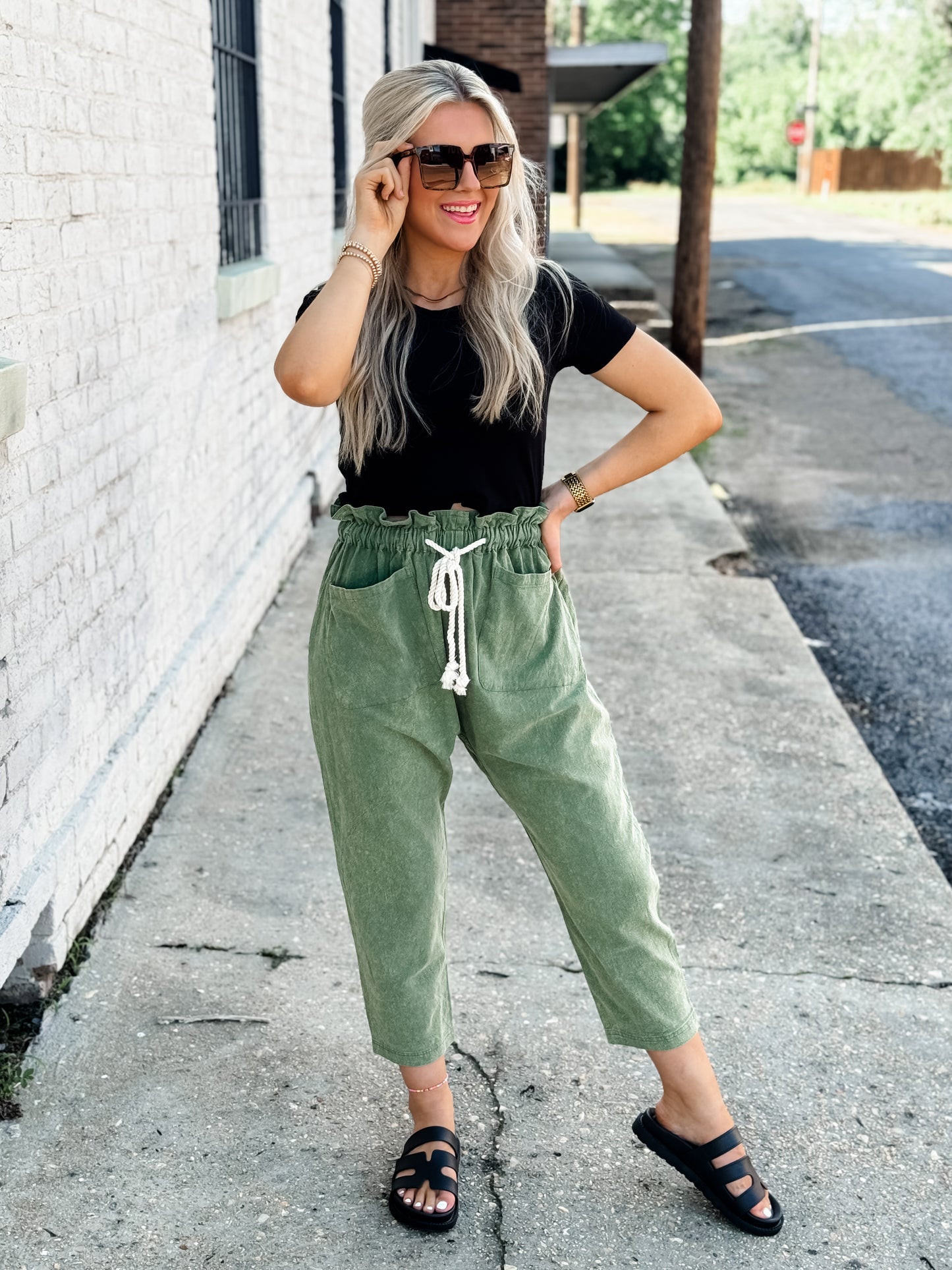 Vintage Wash Crop Pants