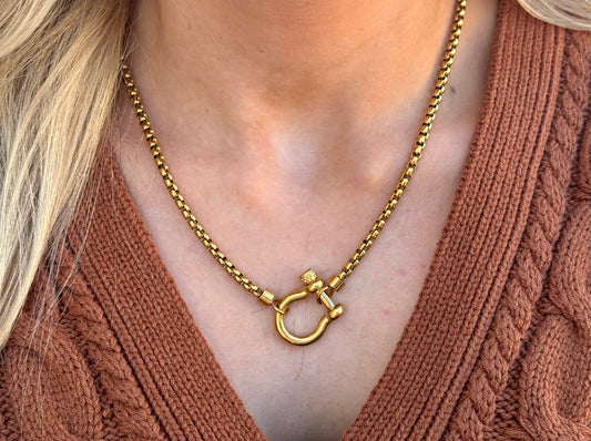 Statement Maker Necklace GOLD