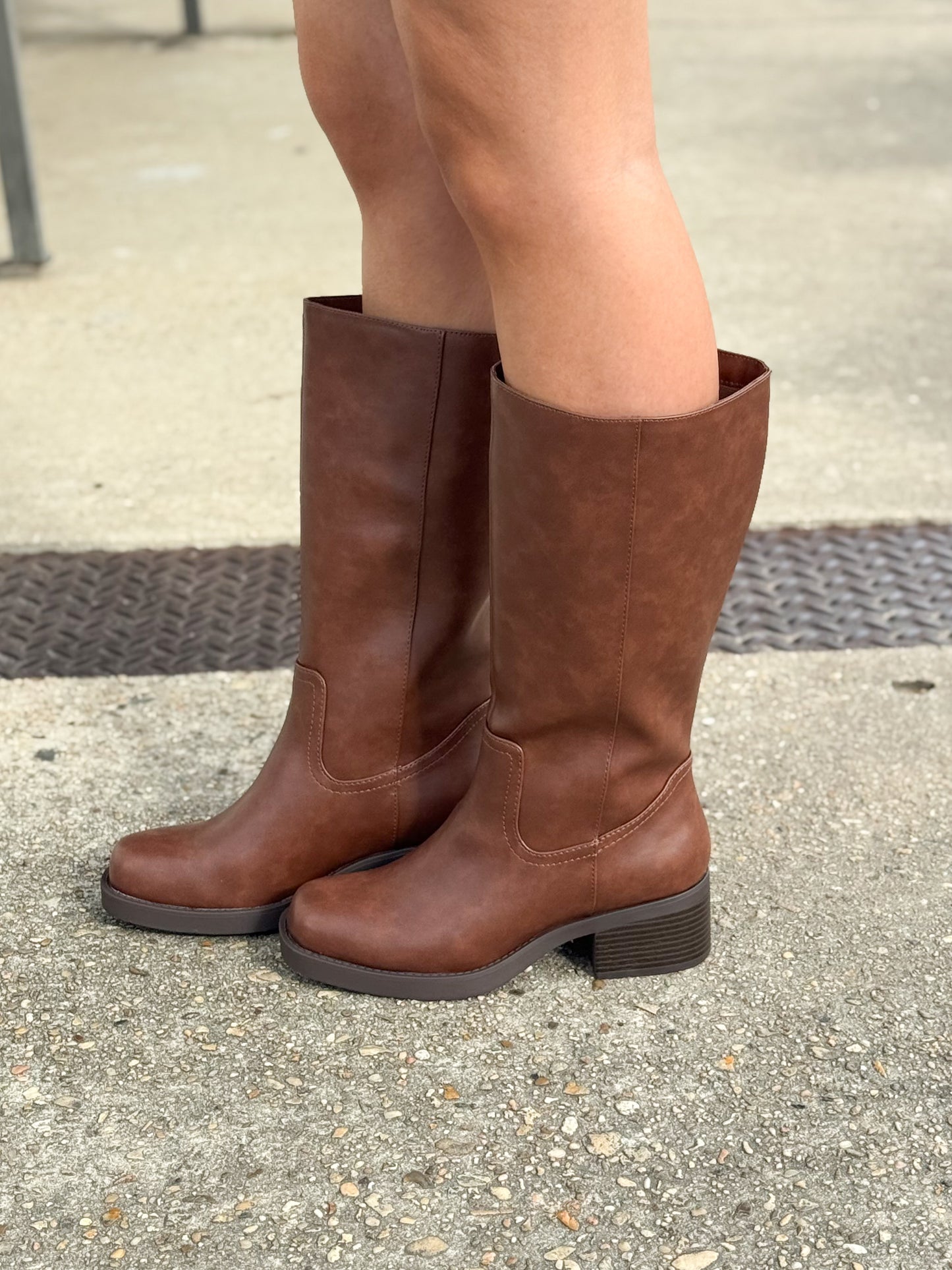 The Heritage Boot BROWN
