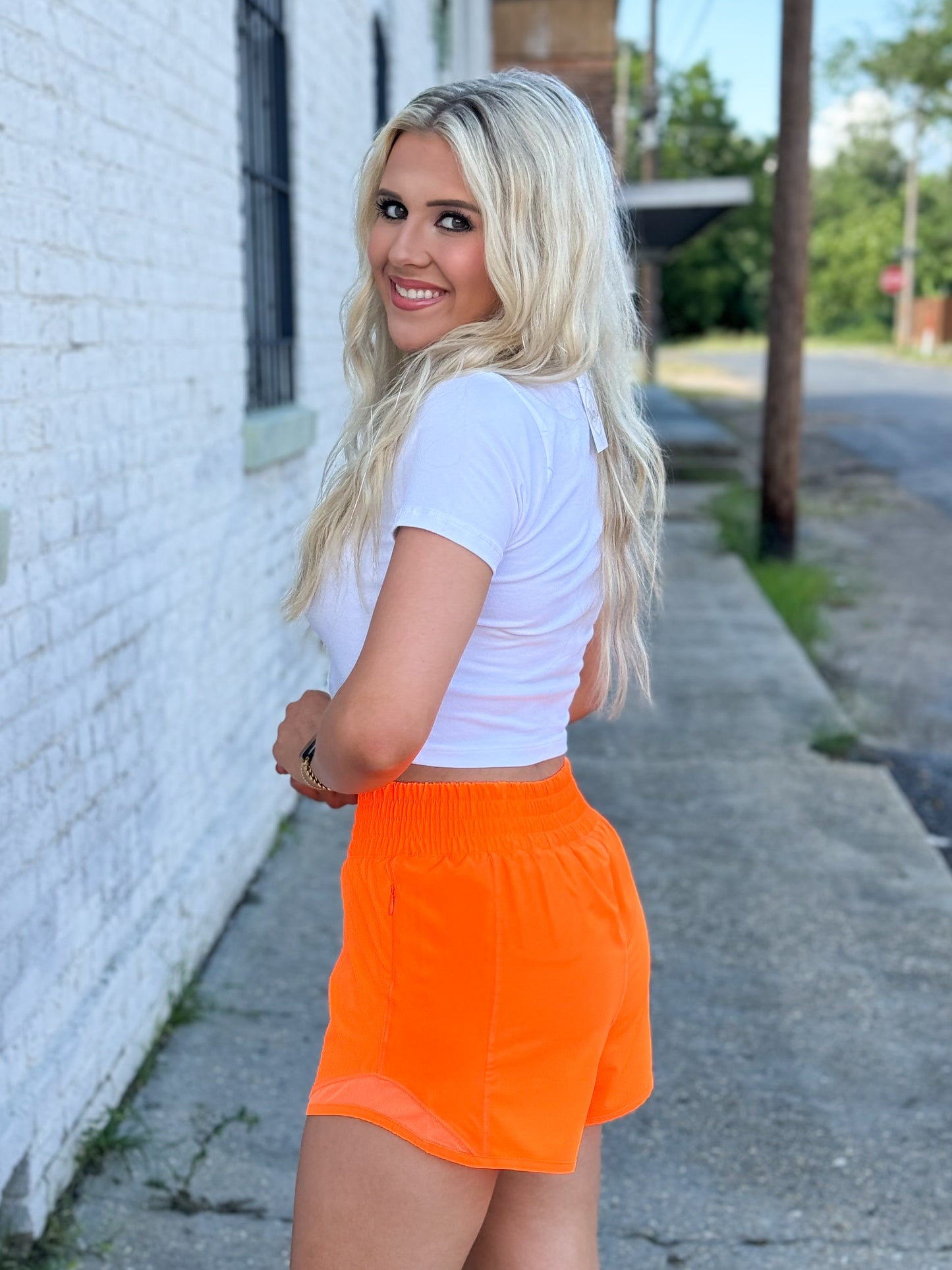 Hot To Trot Shorts HIGHLIGHT ORANGE